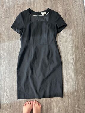 🤯%95 wool Banana Republic Black Dress with Ivory Trim
